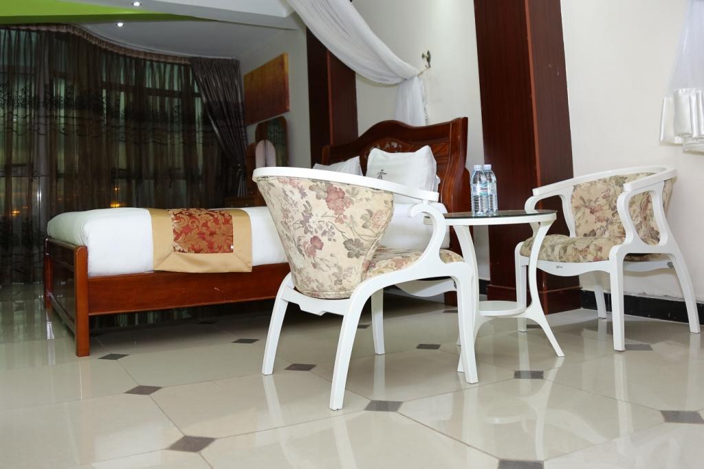 La Grande Hotel Kampala Eksteriør bilde