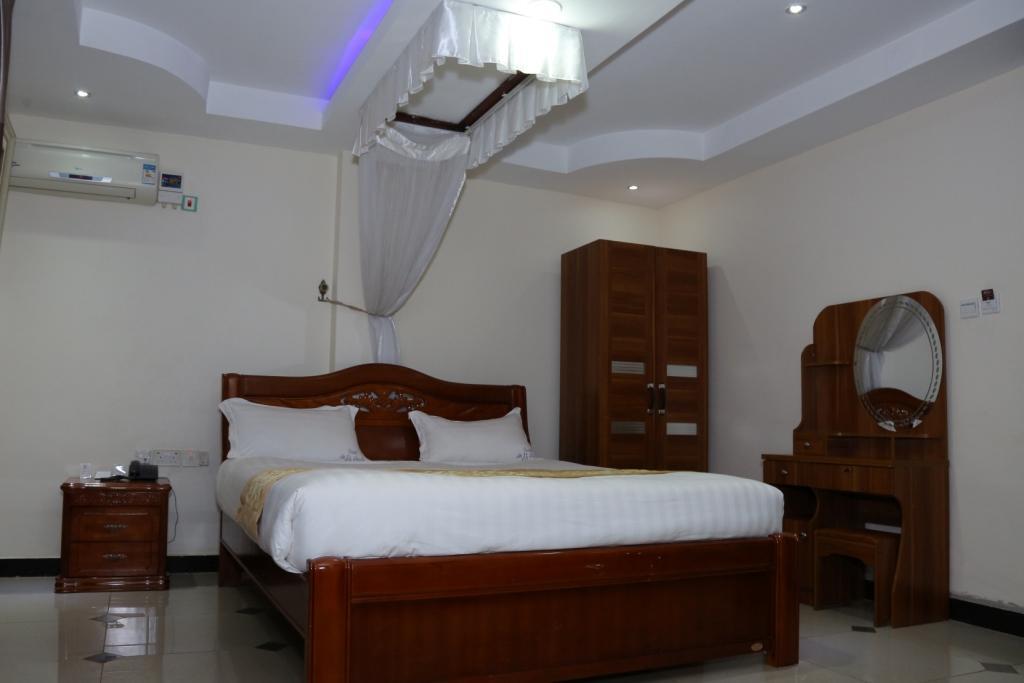 La Grande Hotel Kampala Eksteriør bilde