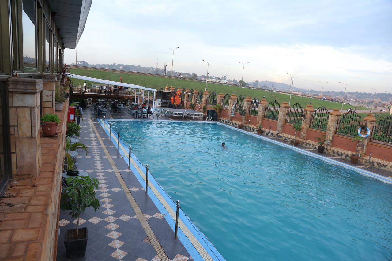 La Grande Hotel Kampala Eksteriør bilde